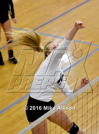 Thumbnail 3 in Fellowship Christian vs. Girls Prep photogallery.