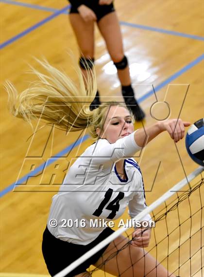 Thumbnail 2 in Fellowship Christian vs. Girls Prep photogallery.