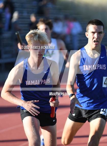 Thumbnail 3 in MCAL Preliminary Finals (400 Meter Relay) photogallery.