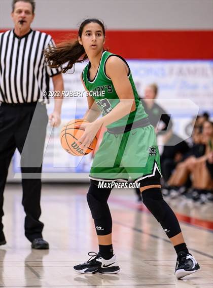 Thumbnail 3 in St. Mary's vs Folsom (Folsom-Vista Winter Classic) photogallery.