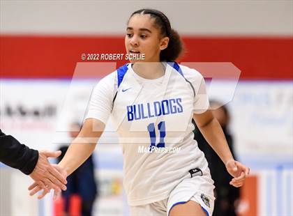 Thumbnail 1 in St. Mary's vs Folsom (Folsom-Vista Winter Classic) photogallery.