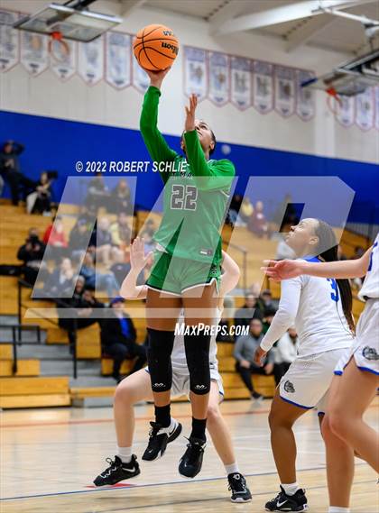 Thumbnail 2 in St. Mary's vs Folsom (Folsom-Vista Winter Classic) photogallery.