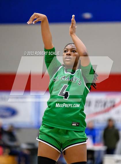 Thumbnail 1 in St. Mary's vs Folsom (Folsom-Vista Winter Classic) photogallery.