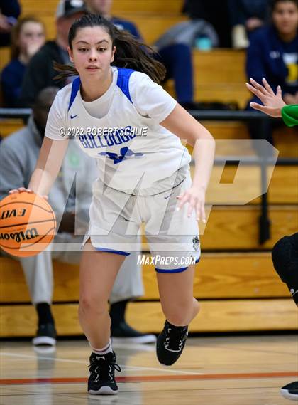 Thumbnail 2 in St. Mary's vs Folsom (Folsom-Vista Winter Classic) photogallery.