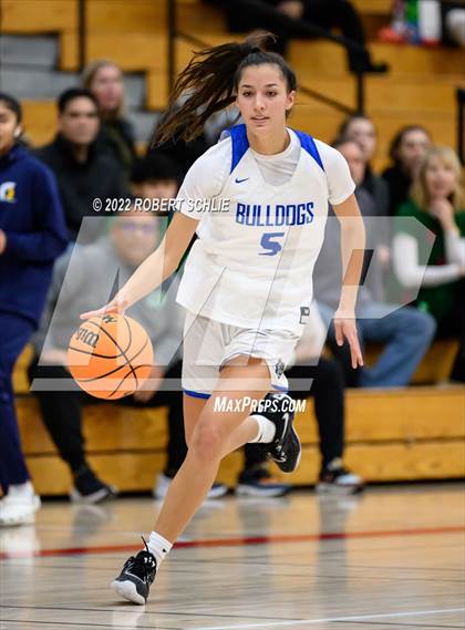 Thumbnail 2 in St. Mary's vs Folsom (Folsom-Vista Winter Classic) photogallery.