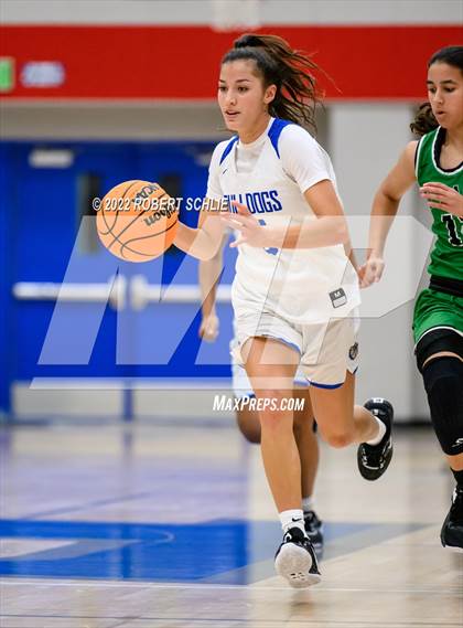 Thumbnail 1 in St. Mary's vs Folsom (Folsom-Vista Winter Classic) photogallery.