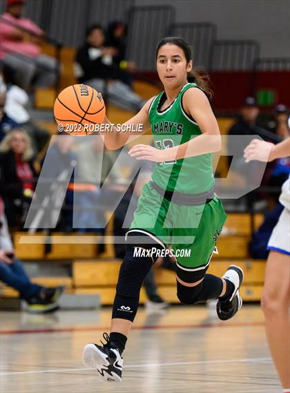 Thumbnail 1 in St. Mary's vs Folsom (Folsom-Vista Winter Classic) photogallery.