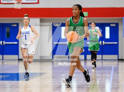 Thumbnail 2 in St. Mary's vs Folsom (Folsom-Vista Winter Classic) photogallery.