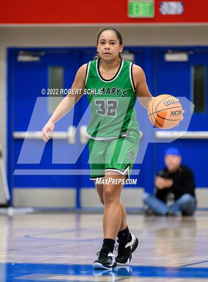 Thumbnail 2 in St. Mary's vs Folsom (Folsom-Vista Winter Classic) photogallery.