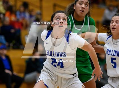 Thumbnail 3 in St. Mary's vs Folsom (Folsom-Vista Winter Classic) photogallery.