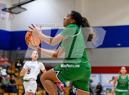 Thumbnail 1 in St. Mary's vs Folsom (Folsom-Vista Winter Classic) photogallery.