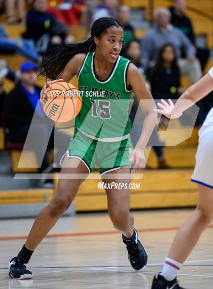 Thumbnail 2 in St. Mary's vs Folsom (Folsom-Vista Winter Classic) photogallery.
