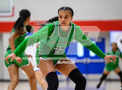 Thumbnail 2 in St. Mary's vs Folsom (Folsom-Vista Winter Classic) photogallery.