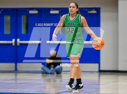 Thumbnail 3 in St. Mary's vs Folsom (Folsom-Vista Winter Classic) photogallery.