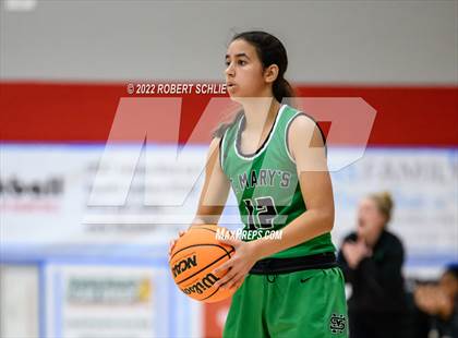 Thumbnail 1 in St. Mary's vs Folsom (Folsom-Vista Winter Classic) photogallery.