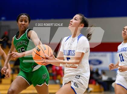 Thumbnail 2 in St. Mary's vs Folsom (Folsom-Vista Winter Classic) photogallery.