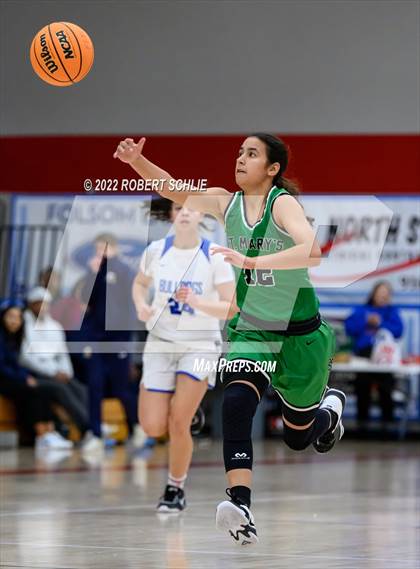 Thumbnail 2 in St. Mary's vs Folsom (Folsom-Vista Winter Classic) photogallery.