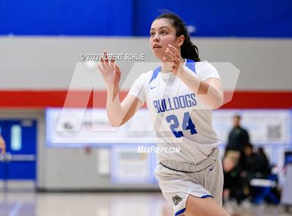 Thumbnail 1 in St. Mary's vs Folsom (Folsom-Vista Winter Classic) photogallery.