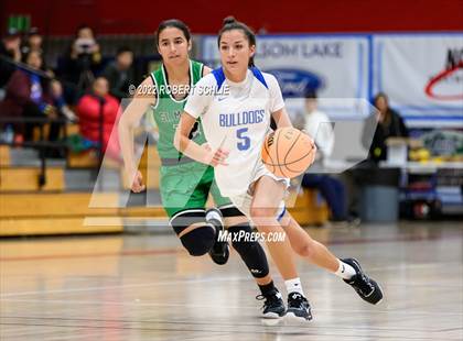 Thumbnail 3 in St. Mary's vs Folsom (Folsom-Vista Winter Classic) photogallery.