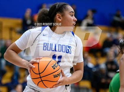 Thumbnail 1 in St. Mary's vs Folsom (Folsom-Vista Winter Classic) photogallery.