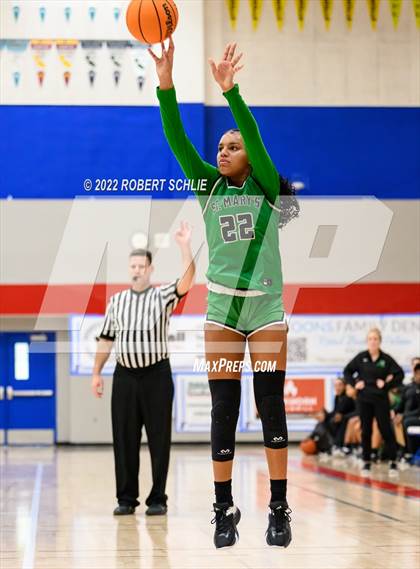 Thumbnail 1 in St. Mary's vs Folsom (Folsom-Vista Winter Classic) photogallery.