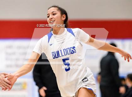 Thumbnail 3 in St. Mary's vs Folsom (Folsom-Vista Winter Classic) photogallery.