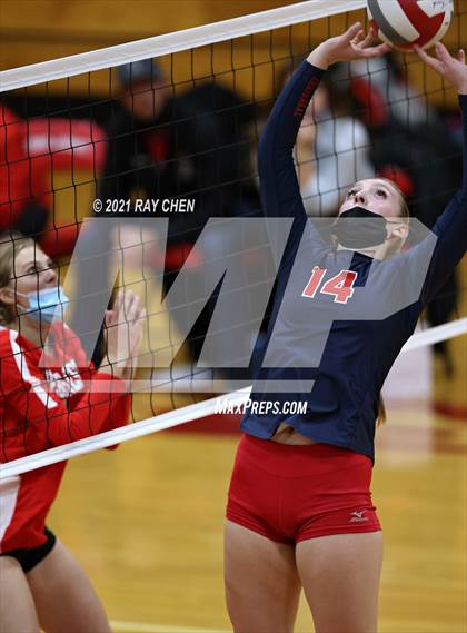 Thumbnail 2 in Chaparral @ Regis Jesuit photogallery.