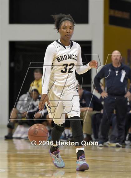 Thumbnail 3 in Vista Murrieta vs. Brea Olinda (CIF SoCal Regional D1 Final) photogallery.