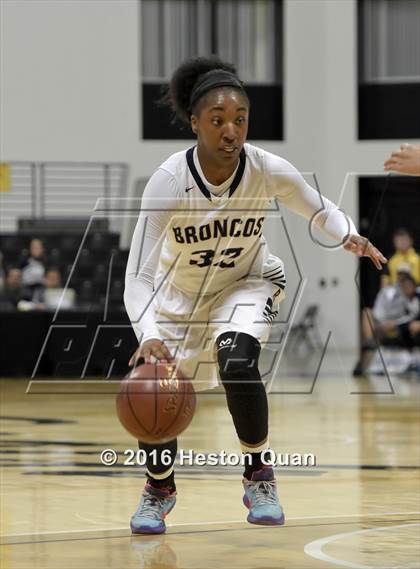 Thumbnail 3 in Vista Murrieta vs. Brea Olinda (CIF SoCal Regional D1 Final) photogallery.