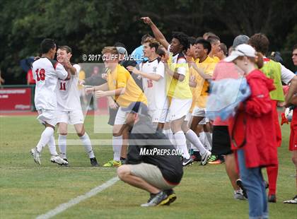 Thumbnail 3 in Cardinal Newman vs. Hammond (Class 3A Final)  photogallery.