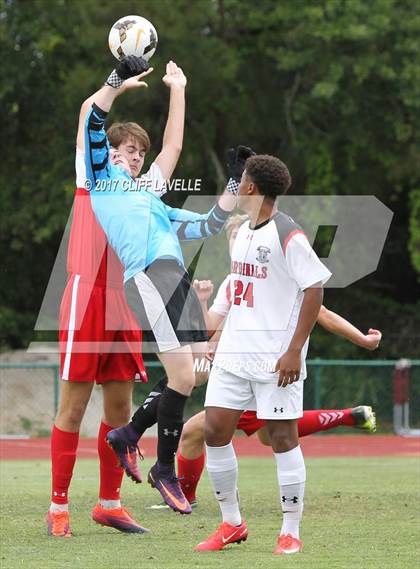 Thumbnail 3 in Cardinal Newman vs. Hammond (Class 3A Final)  photogallery.