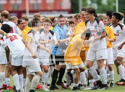 Thumbnail 2 in Cardinal Newman vs. Hammond (Class 3A Final)  photogallery.