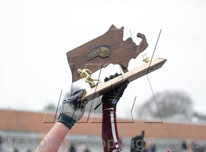 Thumbnail 3 in Wayland vs. Sharon (MIAA Division 3 East Final) photogallery.
