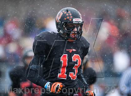 Thumbnail 2 in Wayland vs. Sharon (MIAA Division 3 East Final) photogallery.
