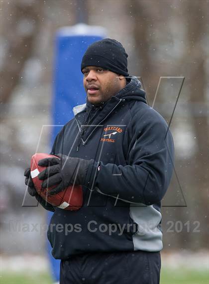 Thumbnail 1 in Wayland vs. Sharon (MIAA Division 3 East Final) photogallery.