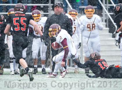 Thumbnail 1 in Wayland vs. Sharon (MIAA Division 3 East Final) photogallery.