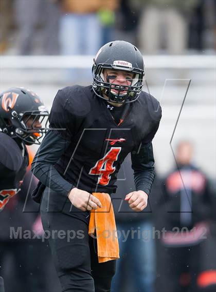 Thumbnail 3 in Wayland vs. Sharon (MIAA Division 3 East Final) photogallery.