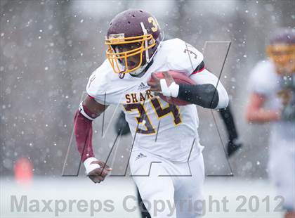 Thumbnail 3 in Wayland vs. Sharon (MIAA Division 3 East Final) photogallery.