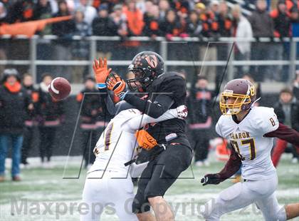Thumbnail 3 in Wayland vs. Sharon (MIAA Division 3 East Final) photogallery.