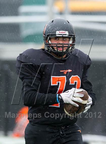 Thumbnail 3 in Wayland vs. Sharon (MIAA Division 3 East Final) photogallery.