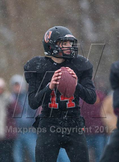 Thumbnail 1 in Wayland vs. Sharon (MIAA Division 3 East Final) photogallery.