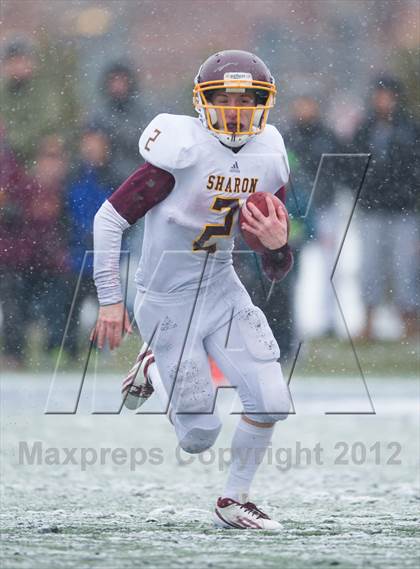 Thumbnail 2 in Wayland vs. Sharon (MIAA Division 3 East Final) photogallery.