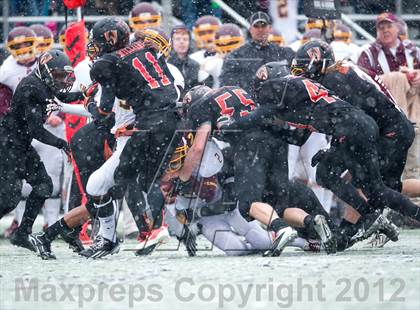 Thumbnail 3 in Wayland vs. Sharon (MIAA Division 3 East Final) photogallery.