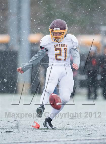 Thumbnail 3 in Wayland vs. Sharon (MIAA Division 3 East Final) photogallery.