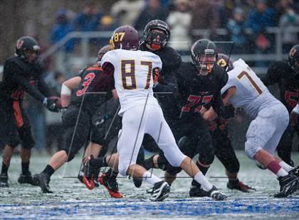 Thumbnail 2 in Wayland vs. Sharon (MIAA Division 3 East Final) photogallery.