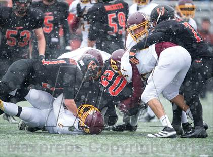 Thumbnail 1 in Wayland vs. Sharon (MIAA Division 3 East Final) photogallery.