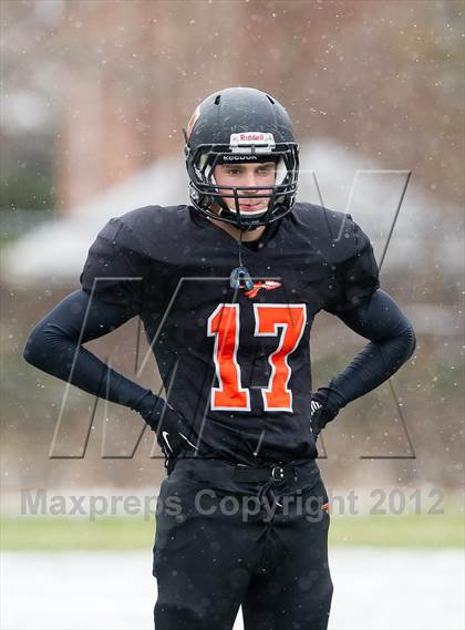 Thumbnail 3 in Wayland vs. Sharon (MIAA Division 3 East Final) photogallery.
