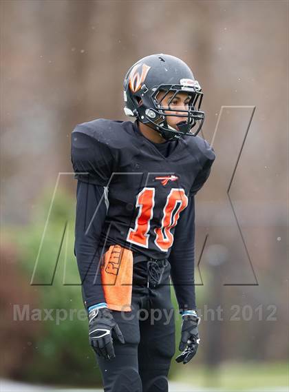 Thumbnail 1 in Wayland vs. Sharon (MIAA Division 3 East Final) photogallery.