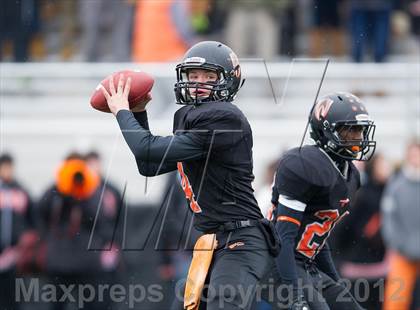 Thumbnail 1 in Wayland vs. Sharon (MIAA Division 3 East Final) photogallery.