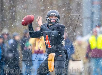 Thumbnail 2 in Wayland vs. Sharon (MIAA Division 3 East Final) photogallery.